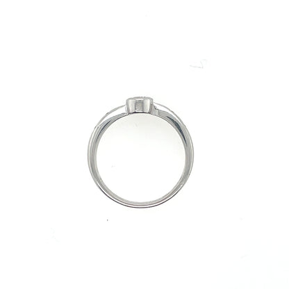 18ct White Gold Diamond Solitaire Engagement Ring Z2/18