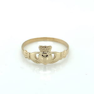 9ct Gold Ladies Light Claddagh Ring107/60Y