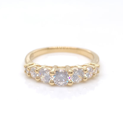 9ct Gold Graduated 7 CZ Ring GRA114