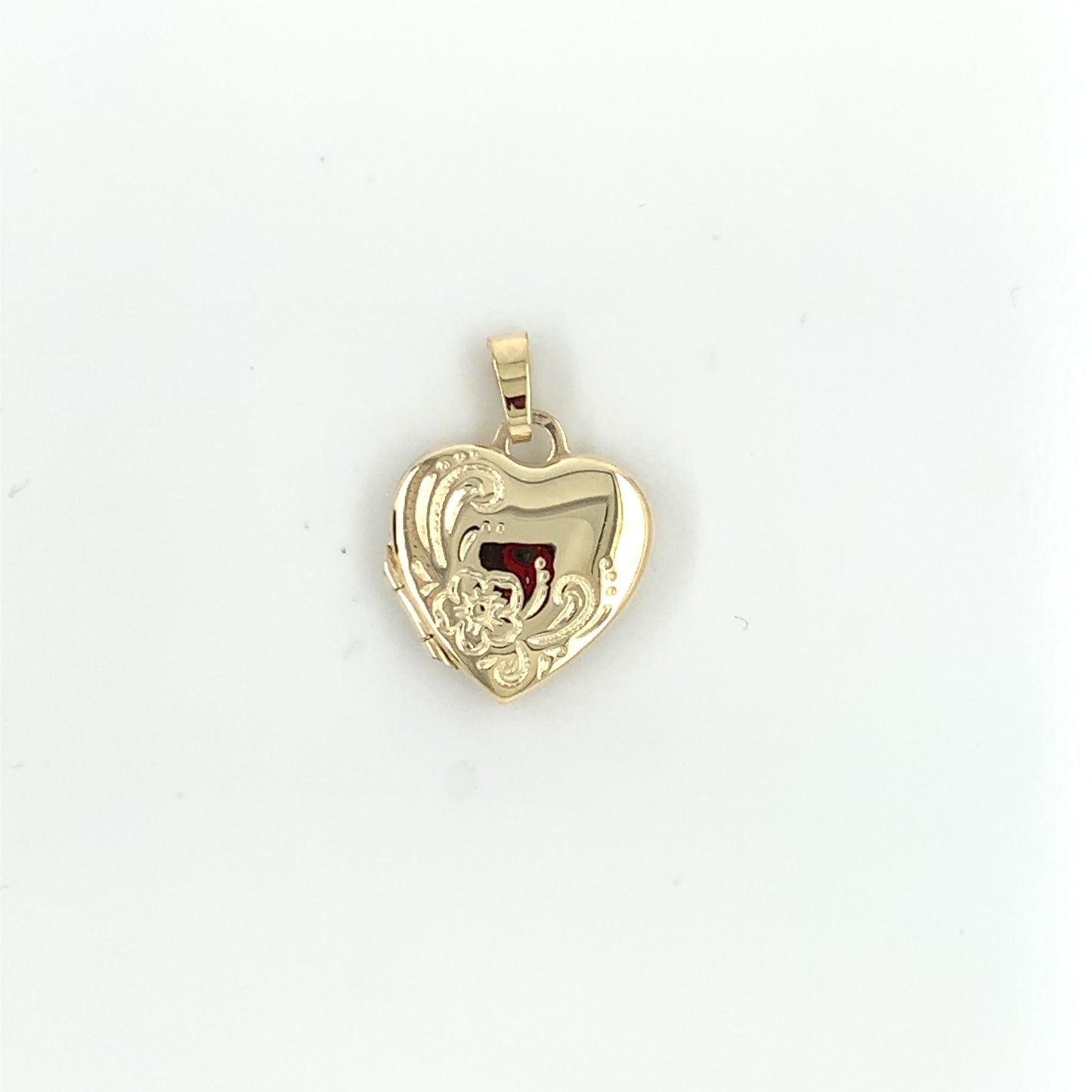 9ct Gold Engraved Heart Locket GL045