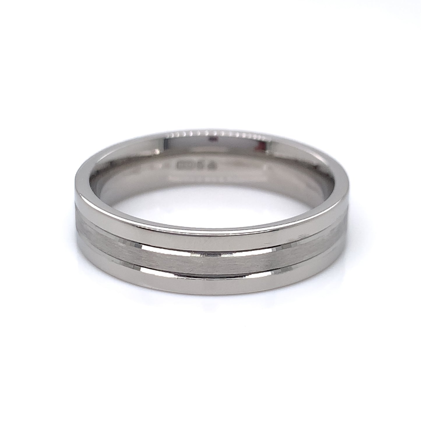 Platinum 600 Men's 5mm Heavy Easi-fit Wedding Ring