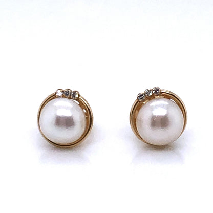9ct Gold  Pearl & CZ Stud Earrings GEP381