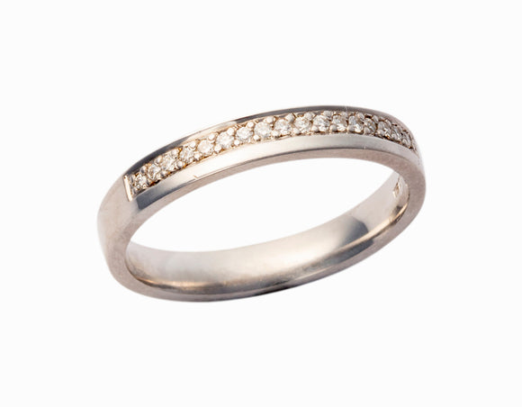 Ladies 3mm Diamond-set Wedding Ring Pattern 422