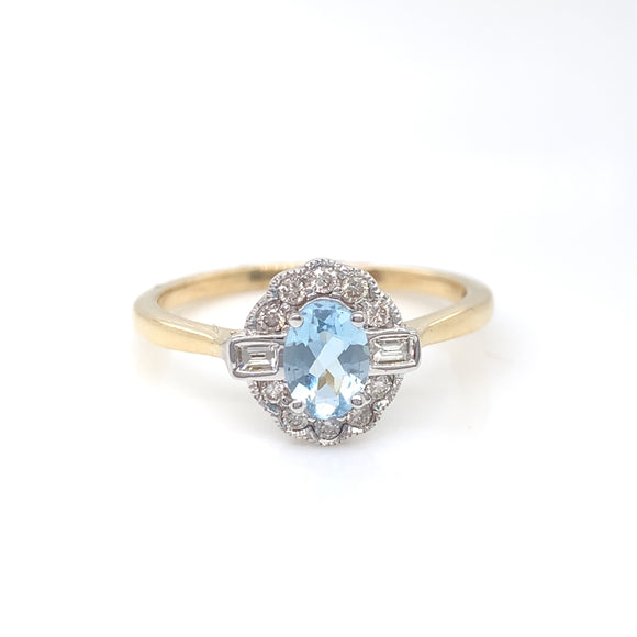 9ct Gold Aquamarine & Diamond Oval Vintage Lace Ring