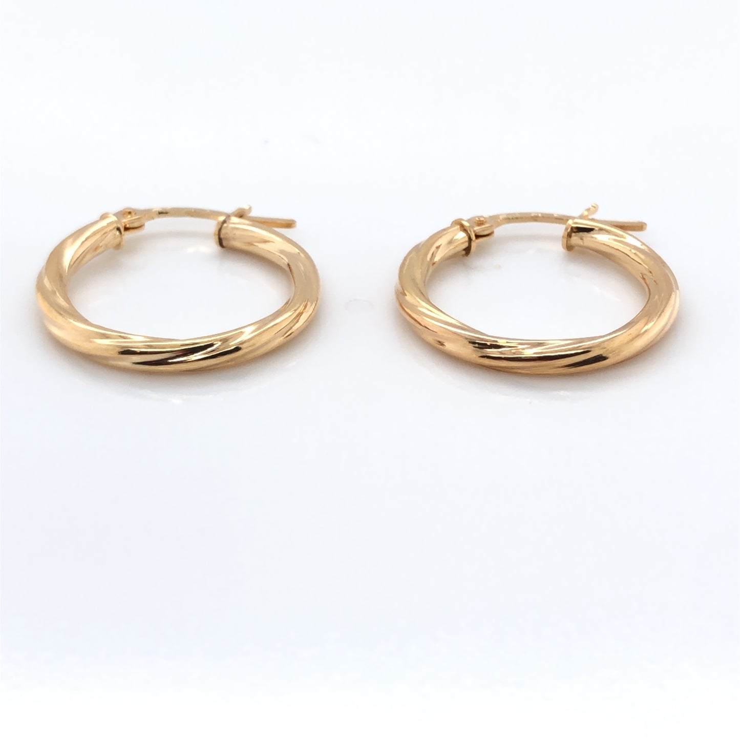9ct Gold 15mm Twist Hoop Earrings GE2053/15