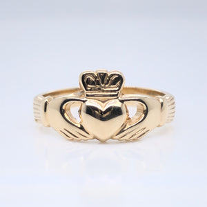 9ct Gold Ladies Claddagh Ring