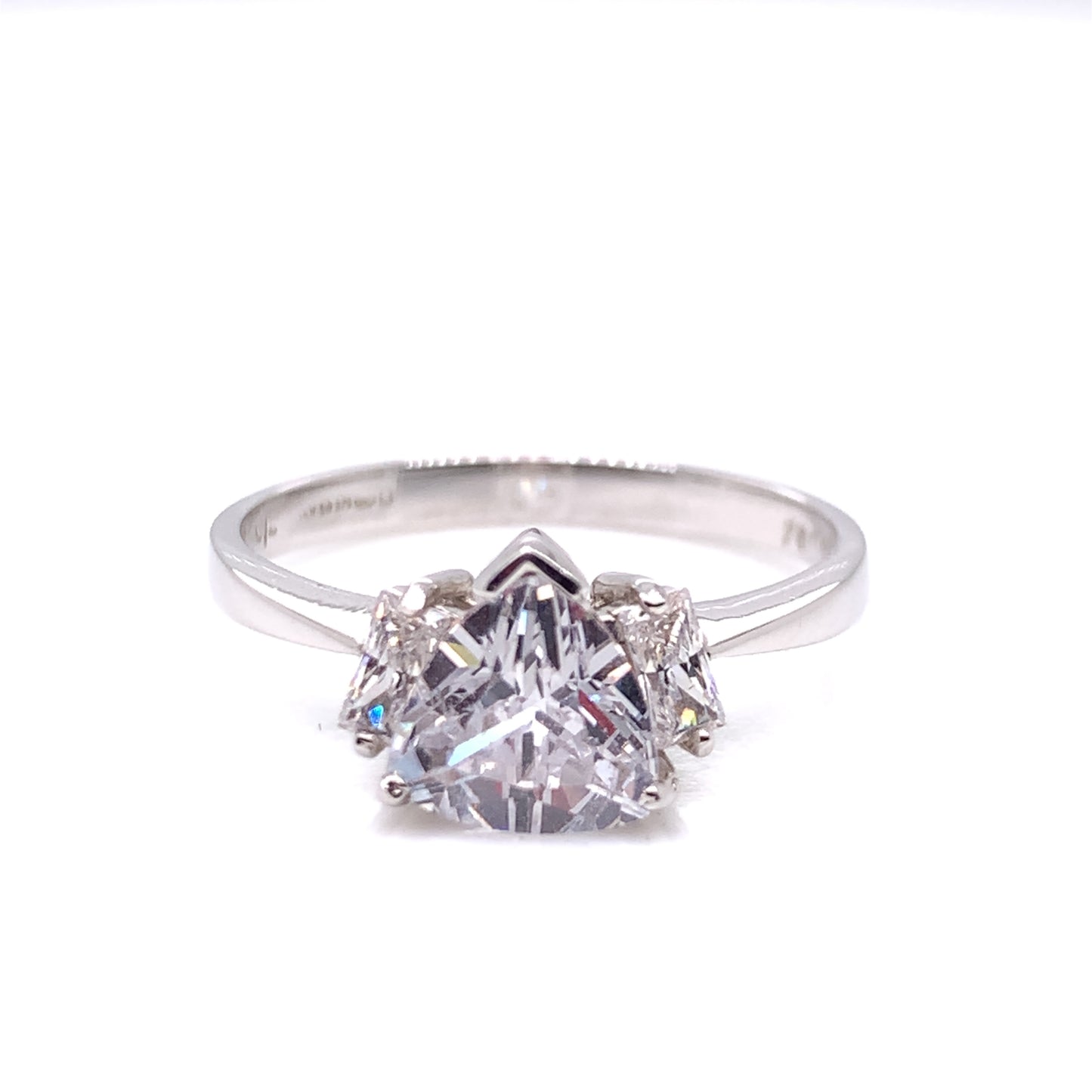 9ct White Gold CZ Ring WRZ021