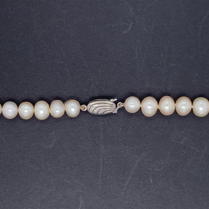 Freshwater Oval Cultured Pearl 6.5/7 mm Necklace