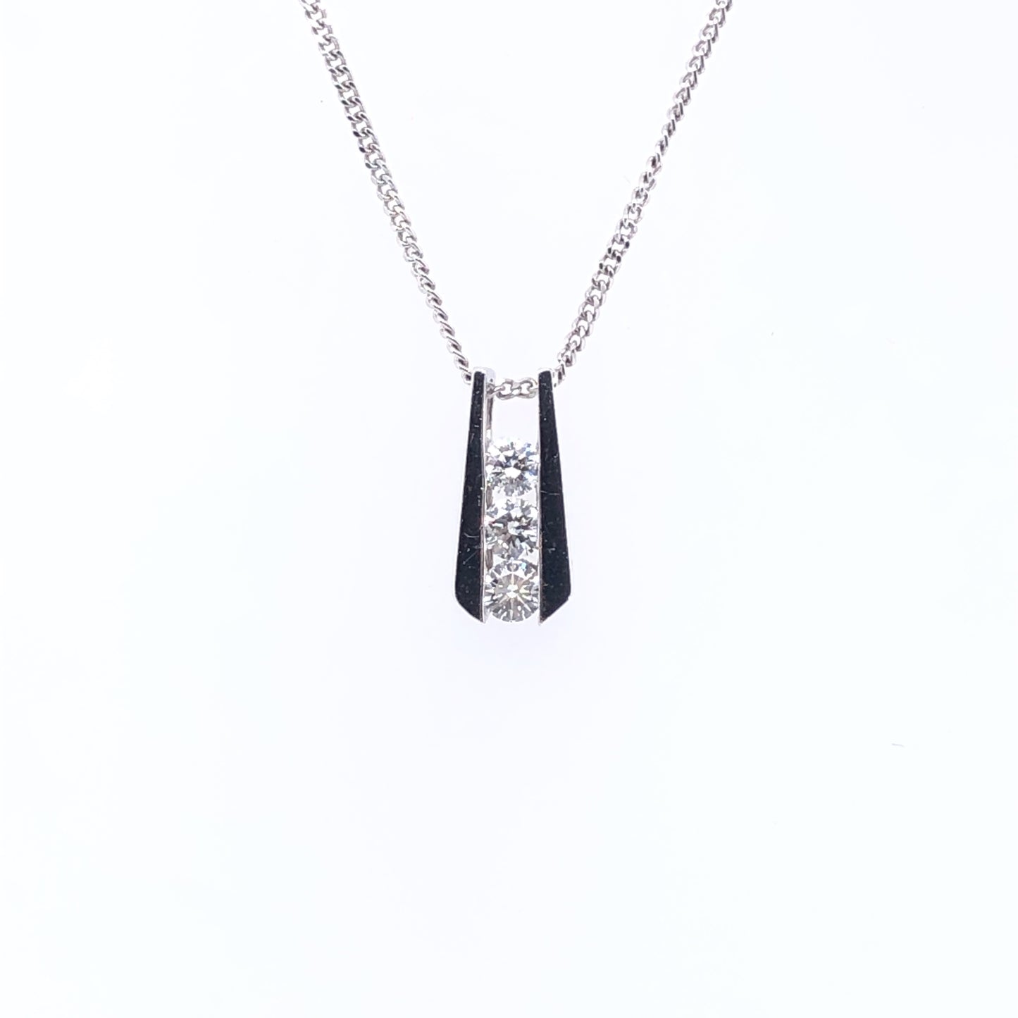 Platinum Diamond Trilogy Pendant DP033