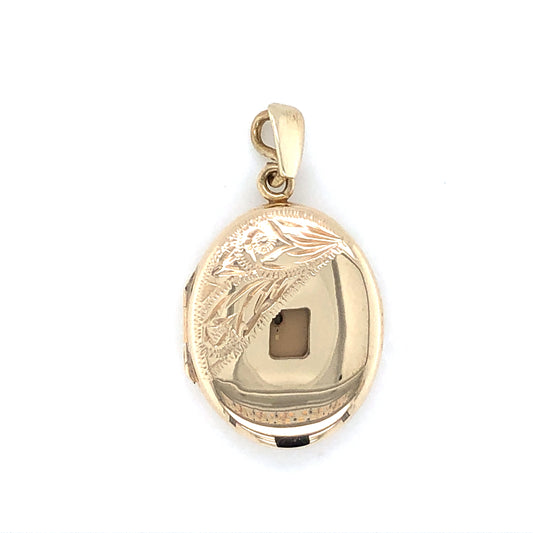 9ct Gold Oval Engraved Locket GL019