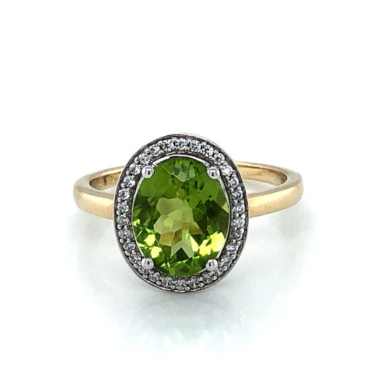 9ct Gold Peridot & CZ Vintage Cluster  Ring GRX228