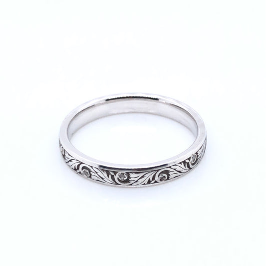 9ct White Gold Vintage-Style Diamond Wedding Band