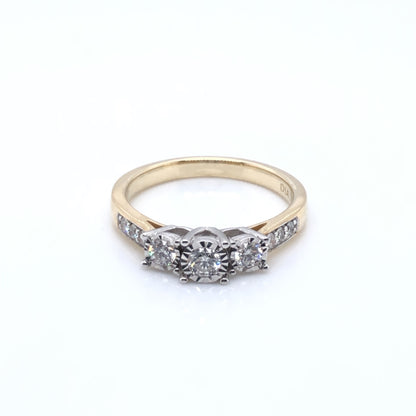 9ct Gold Diamond 0.33ct Trilogy Illusion Ring T75