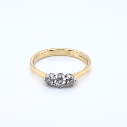 18ct Gold Diamond 0.31ct Trilogy Ring Z5/29