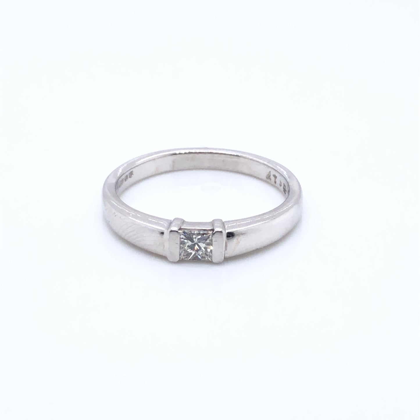 18ct White Gold Princess-Cut Diamond 0.21ct Solitaire Engagement Ring